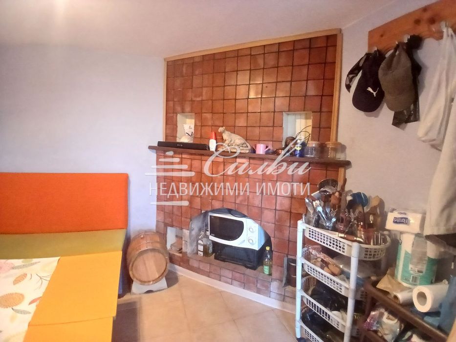 Двуетажна тухлена вила - местност ЧАШКА