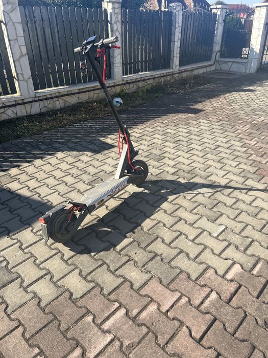 Trotineta navee s60