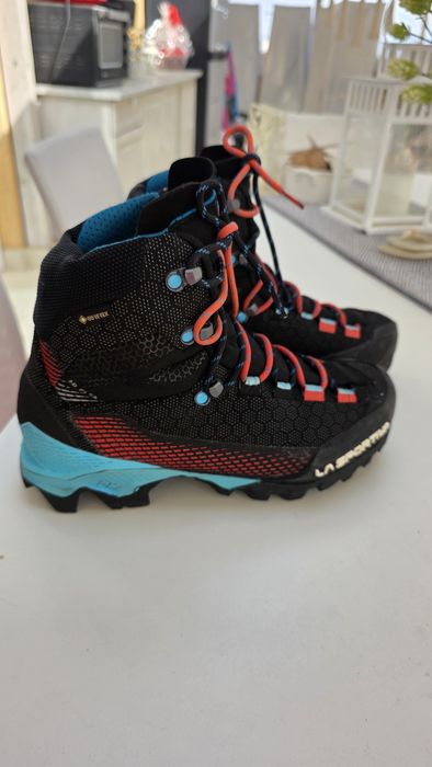 Дамски туристически обувки La Sportiva Aequilibrium Gtx St Woman Gore-Tex Black 38 размер