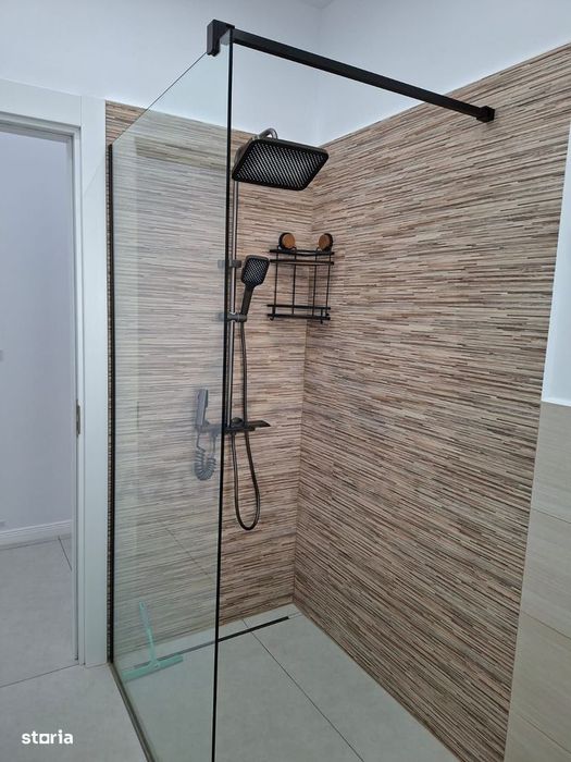 Penthouse cu terasa generoasa 53 mp prima inchiriere Calea Surii Mici