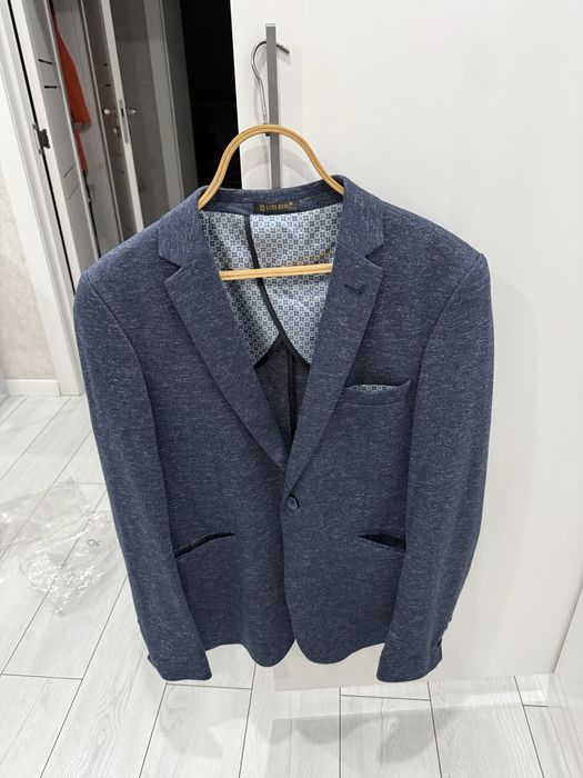 Продам мужские пиджаки!