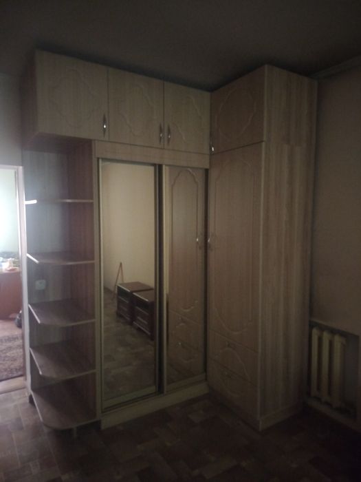 Продам шкаф большой