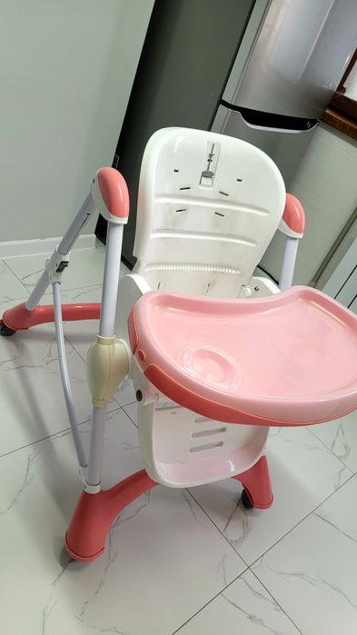 Коляска, стульчик для кормление