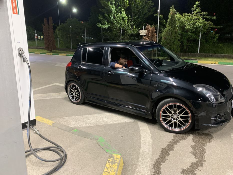 Suzuki swift 1.3