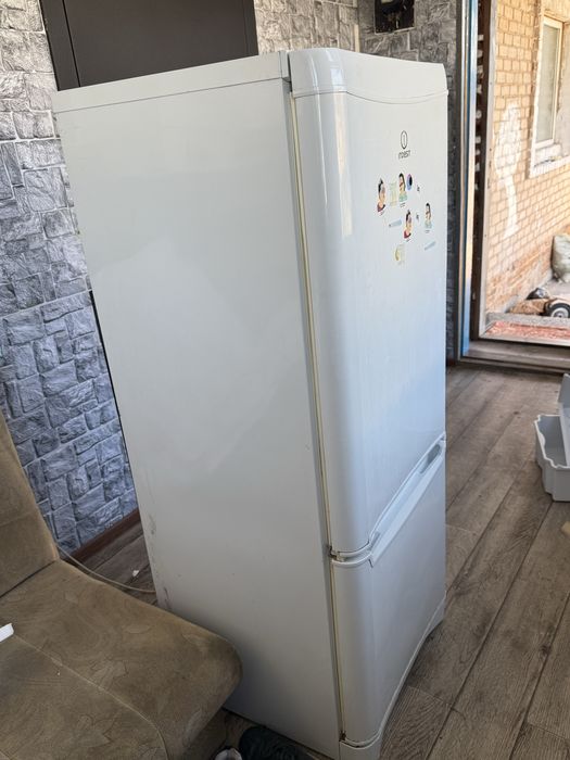 Продам холодильник 10 тыс