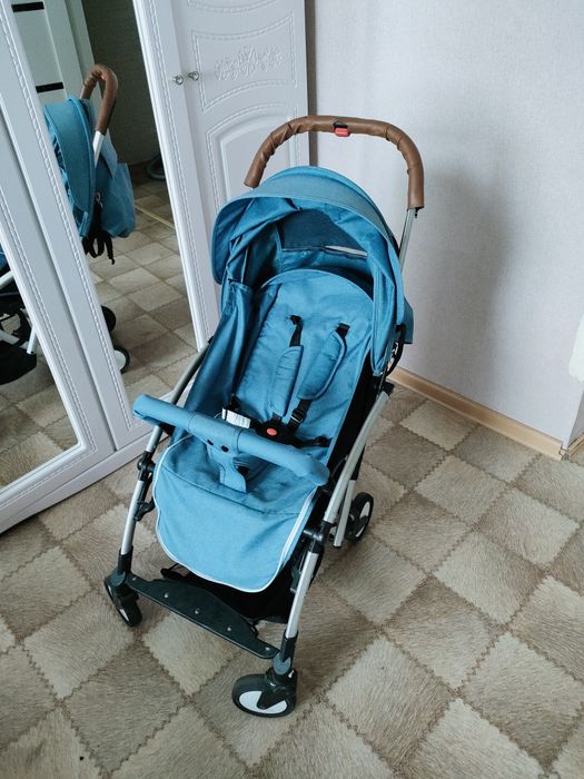Продам детскую коляску