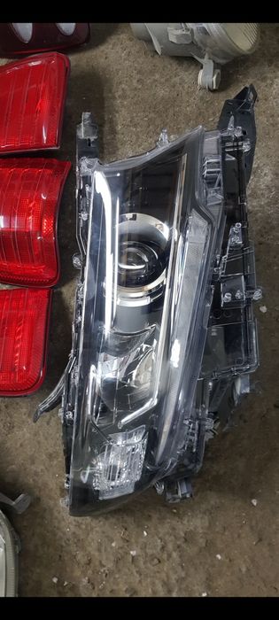 Фара от прадо 150 рест. 2016+