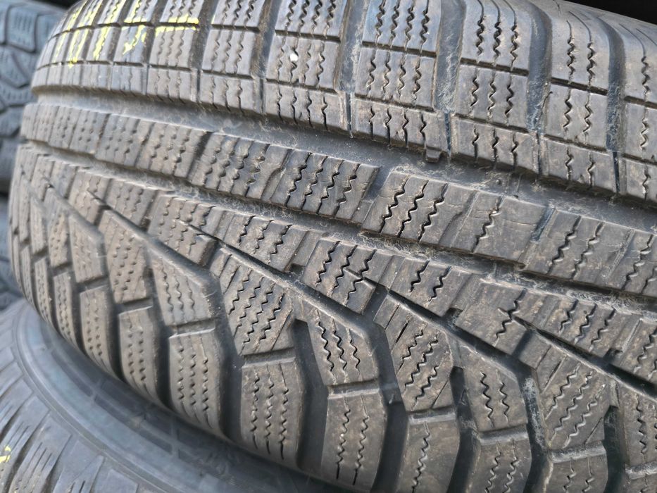 4бр Зимни гуми 215 70 16 - Hankook