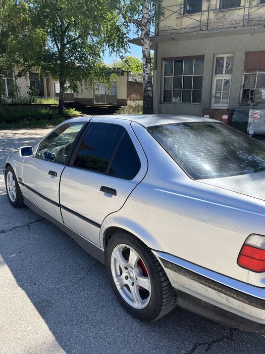Е36 седан на части