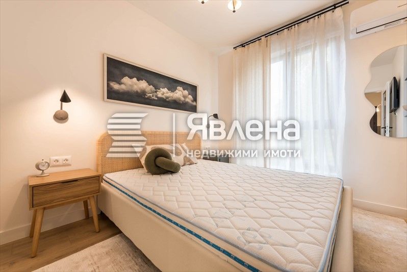 Продава се Двустаен апартамент в Варна, Чайка - 71 кв.м за 3367 €/кв.м - Снимка #7