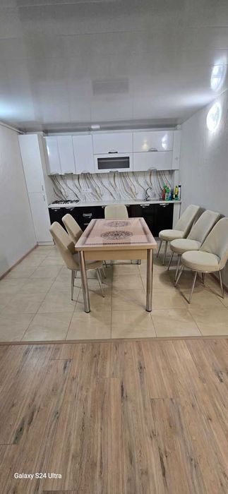 Дава се под наем Тристаен апартамент в София, Орландовци - 96 кв.м за 450 € - Снимка #2