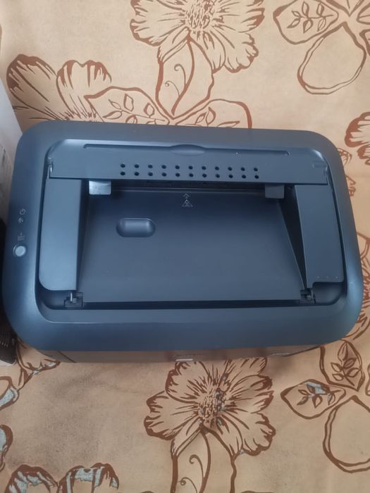 Продам лазерный чёрно белый принтер canon