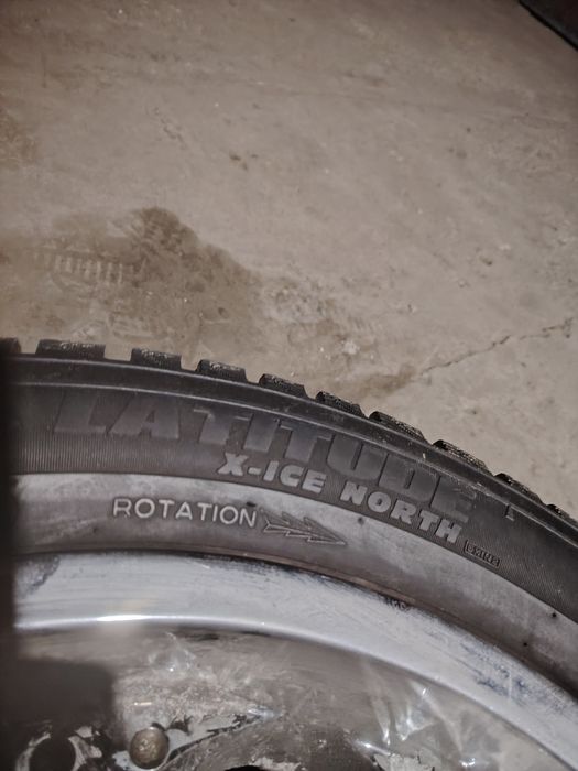 Комплект зимних шин с дисками R 20