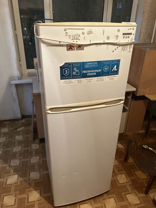 продам холодильник