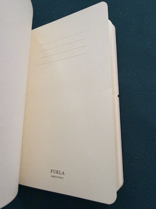 Страхитен Тефтер Furla