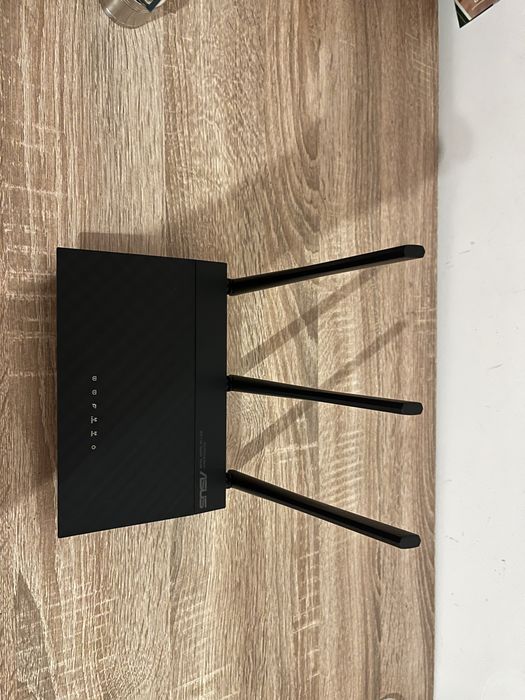 Router Asus AC750 Dual Band (Router Wi-Fi) cu frecventa pana la 5GHZ