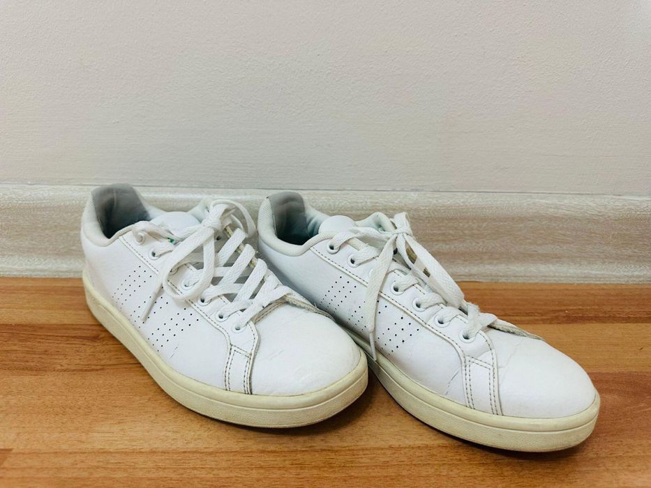 Продаю кроссовки Adidas оригинал