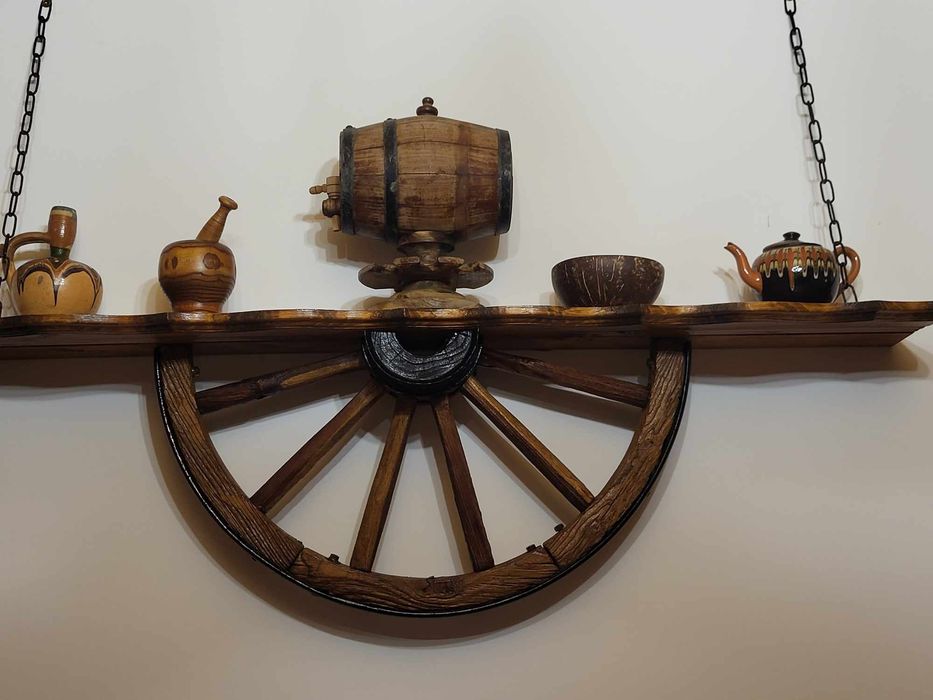 Рафт етажерки с лампи или само рафт с колело от каруца