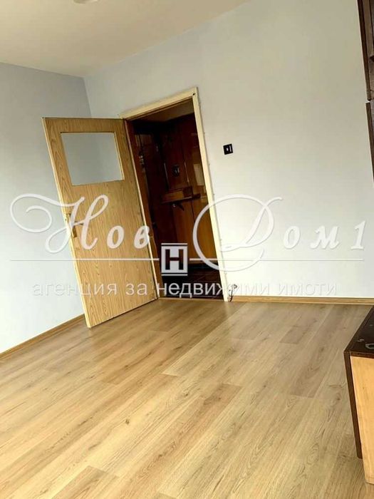 Продава се Четиристаен апартамент в Варна, Цветен квартал - 95 кв.м за 993 €/кв.м - Снимка #11