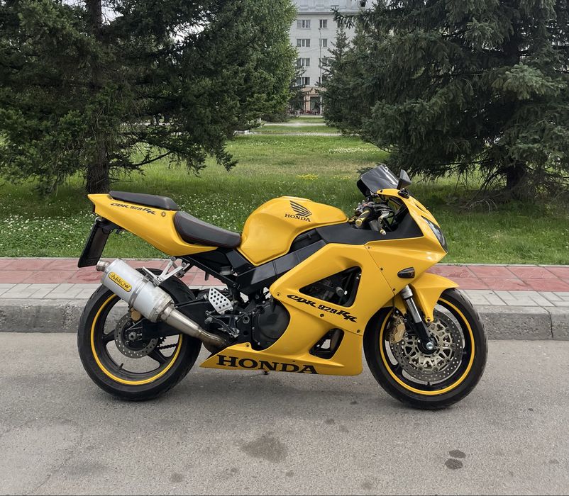 Honda CBR929RR fireblade