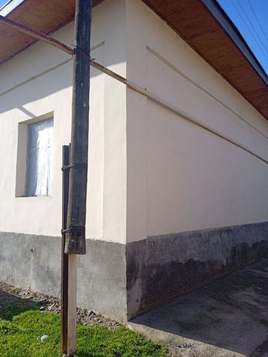 uy sotiladi srocna narxini kelwamza