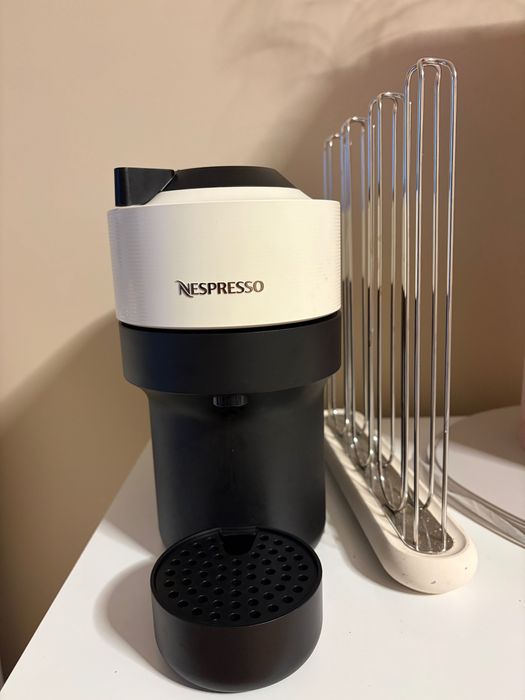 Кафемашина Nespresso Vertuo Pop с органайзер за капсули