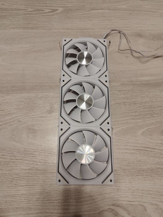 Set 3 ventilatoare PC Jungle Leopard (Tzmrit) Interstellar-V2RS Argb Uni Fan, albe