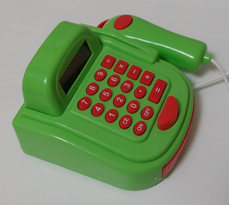 Игрушечный кассовый аппарат