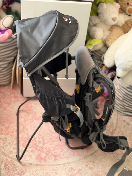 Deuter Kid Comphort 1 Plus Туристичческа раница за носене на дете