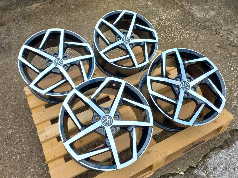 18.Vw Golf GTD GTi Passat Tiguan Seat Škoda 8j et50 Чисто Нови.