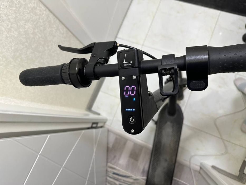 Kechte Max Samokat 10dyum