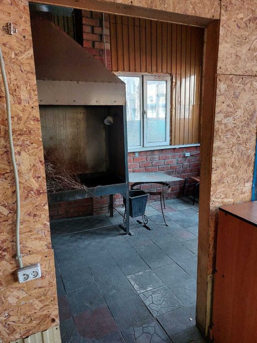 Продается просторное, полностью оборудованное кафе