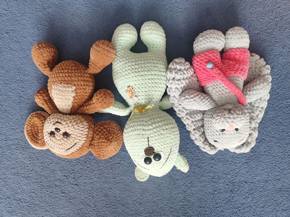 Продам вязаные игрушки