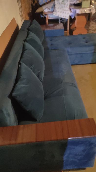 Продам диван угловой