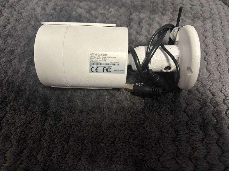 Camere supraveghere HDCVI cu IR pentru exterior Dahua HAC-HFW2100S