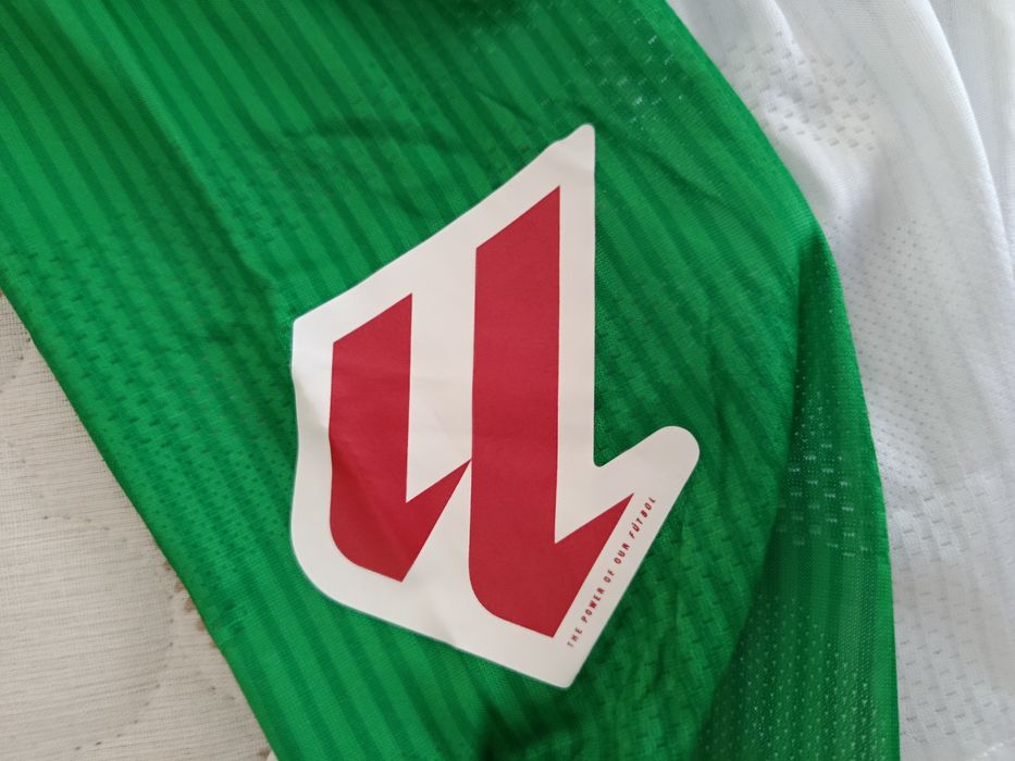 Чисто нова тениска на Реал Бетис на Антъни #7