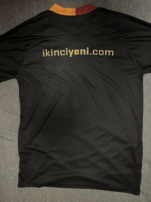 Tricou galatasaray