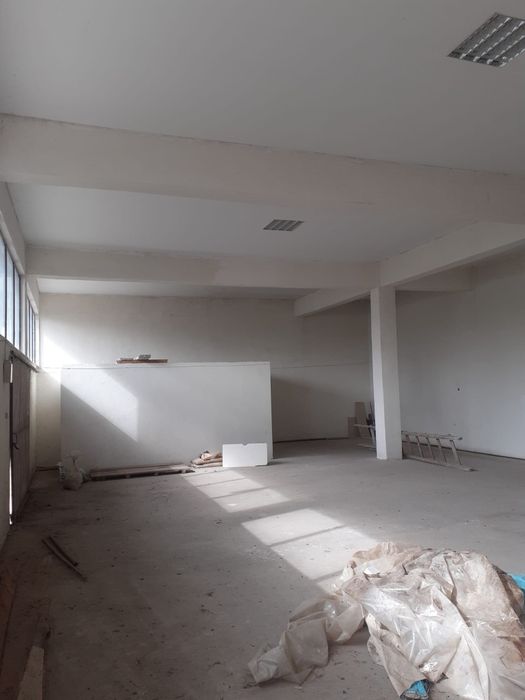 Vând depozit comercial lângă Autogară