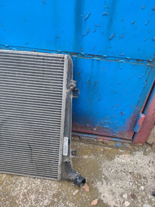 Воден радиятор за сеат леон голф5 помпа за резорвоара