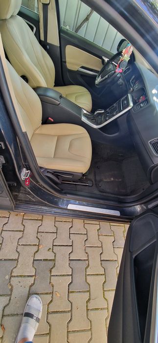 Volvo v60 plug in hybrid