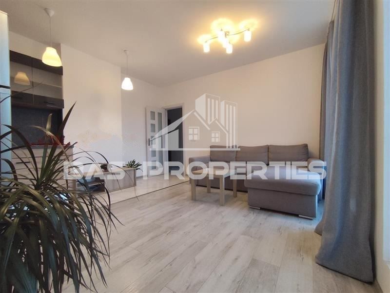 Продава се Двустаен апартамент в София, Гео Милев - 98 кв.м за 1348 €/кв.м - Снимка #1