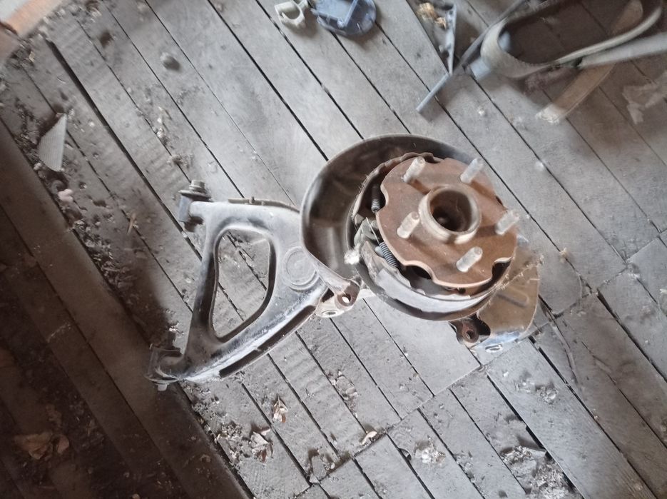 Продам задний бампер Марк 2