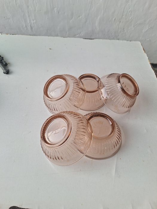 ТУРИСТИЧЕСКА КАНА С ЧАШИ.Чинии за торта.Купички.Буркани