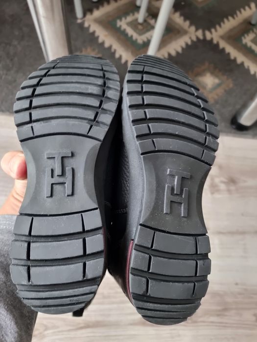 Ghete Tommy Hilfinger  nr 37