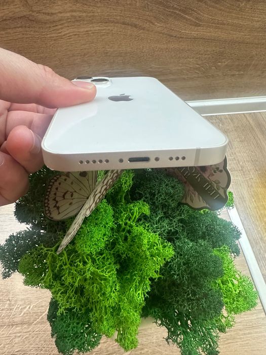 Iphone 13 white 128 gb