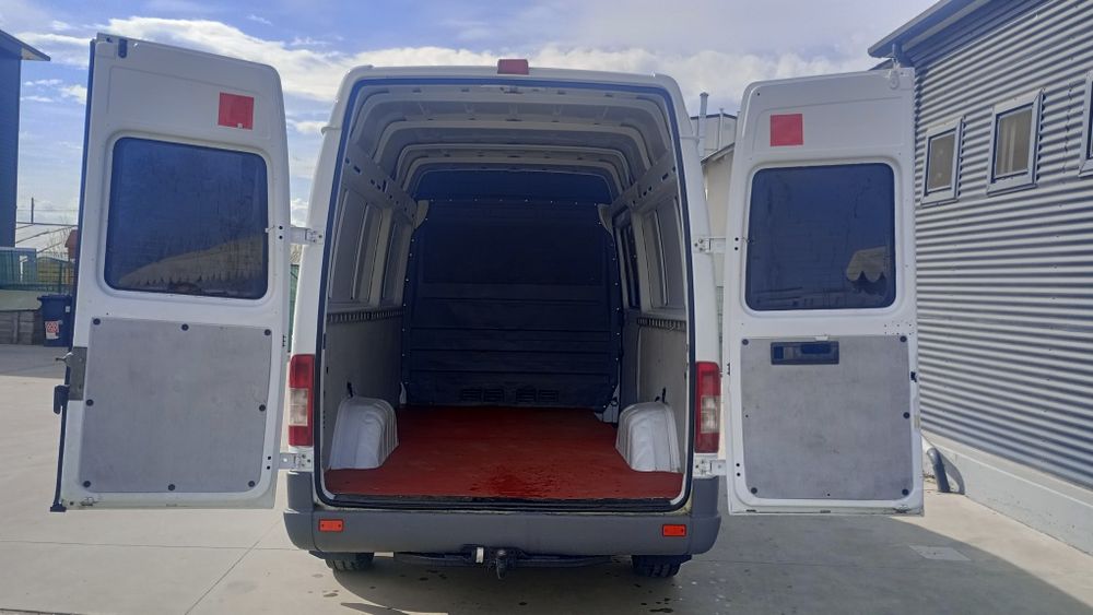 Se vinde Mercedez Sprinter an 2003