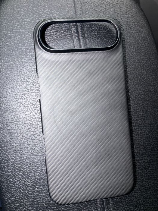 Продам чехол PITAKA для iphone air
