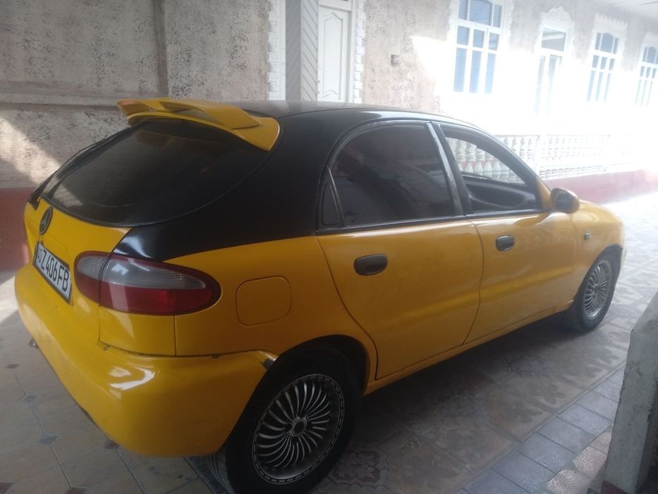 Kareyski lanos 2002 o'zimizi nomimizdan moshina yaxshi gaz+benzin 2800