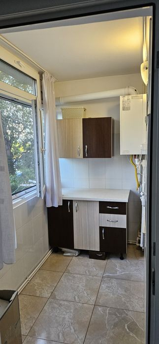 PF Apartament cu o camera etaj 1  zona Canta
