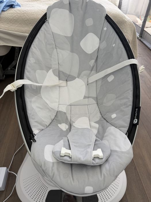 Электрокачеля 4moms